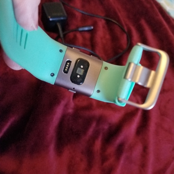 Fitbit - Picture 4 of 4